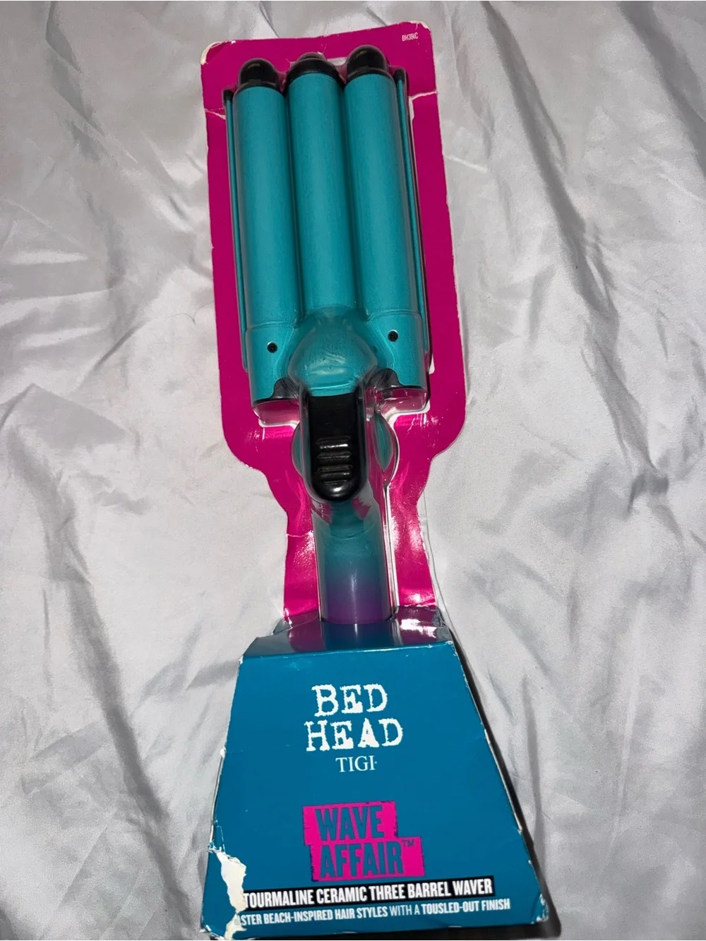 BedHead Three-Barrel Hair Waver in Teal with Pink Packaging